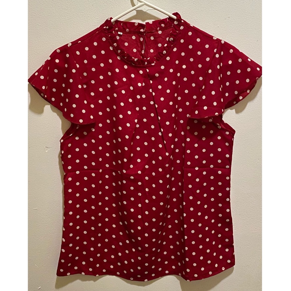 ⁣✧ Shein | Red Polka Dot Short Sleeve Shirt